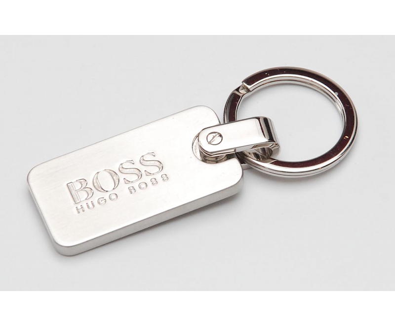 Italia-consultant.com manufacturing agents Italy. Custom handbag collections manufacturing, custom hardware manufacturing Italy, Italian leather goods manufacturing.