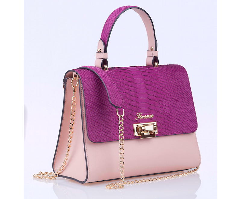 Italia-consultant.com manufacturing agents Italy. Custom handbag collections manufacturing, custom hardware manufacturing Italy, Italian leather goods manufacturing.